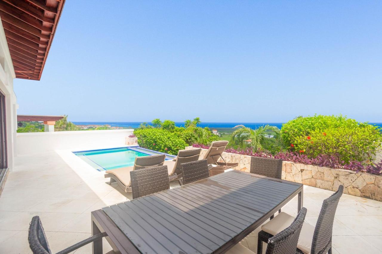 Pristine Bay Villa 1304 With Large Pool - 3 Bedroom Condo French Harbour Exteriér fotografie